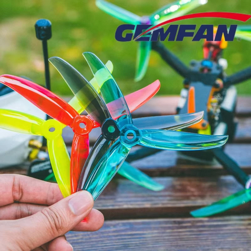 Gemfan VANOVER 5136 3 ブレード PC  - Fpv Racing Quadcopter のレビューと価格